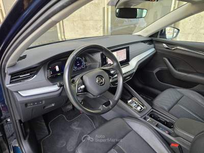 Skoda Octavia 1.5 G-TEC DSG Wagon Style Blu/Azzurro usata Bari