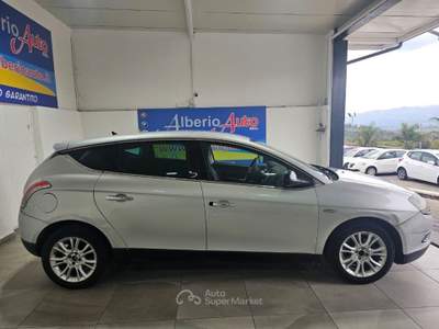 Lancia Delta 1.6 MJT DPF Oro Argento usata ADRANO