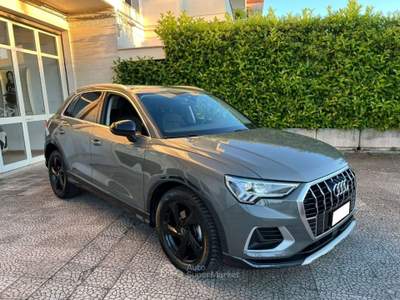 Audi Q3 2.0 TDI 150 CV S tronic Grigio usata Alberobello