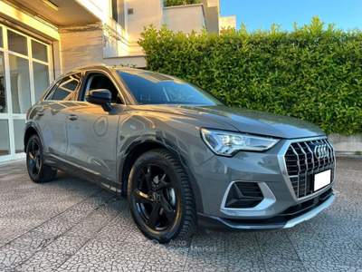 Audi Q3 2.0 TDI 150 CV S tronic Grigio usata Alberobello