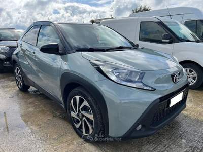 Toyota Aygo 1.0 72 CV 5 P. Trend AUTOMATICA Blu/Azzurro usata Alberobello
