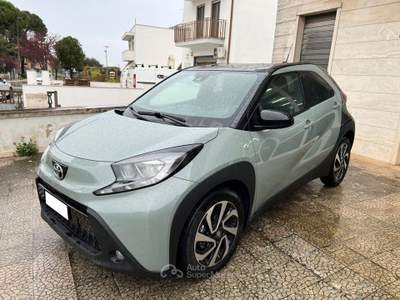 Toyota Aygo 1.0 72 CV 5 P. Trend AUTOMATICA Blu/Azzurro usata Alberobello