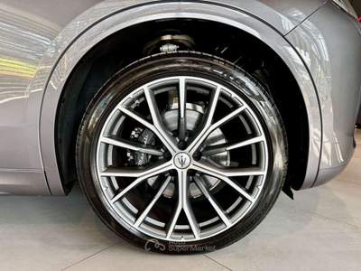 Maserati Grecale 2.0 mhev GT 300cv, Sport Pack, C. 21", Tel 360° Grigio usata Venaria Reale