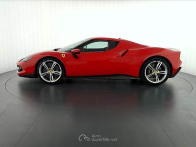 Ferrari 296 3.0 Rosso usata Verona