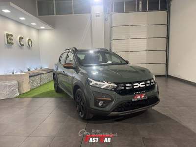 Dacia Sandero Stepway 1.0 TCe ECO-G Extreme Up Verde usata Cesena