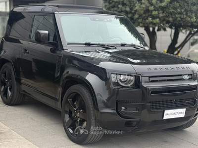 Land Rover Defender 90 3.0D I6 300CV AWD Auto X | IVA, UNIPRO, TAGLIANDI, UFF.ITA, TETTO, 22'',  ACC Nero usata Suzzara