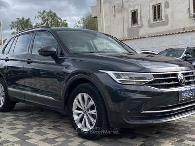 Volkswagen Tiguan Life 2.0 TDI 150CV DSG Grigio usata Borgetto