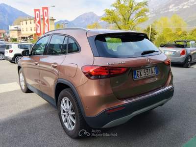 Mercedes-Benz GLA GLA 180 d Automatic Business Lilla usata Cornate D'adda