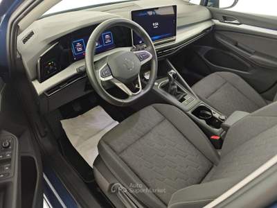 Volkswagen Golf 2.0 TDI 115 CV SCR Life Blu/Azzurro usata Capua