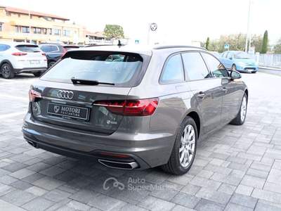 Audi A4 A4  Avant 40 2.0 tdi mhev Business 204cv s-tronic Grigio usata Pescantina