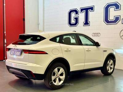 Jaguar E-Pace 2.0D 150 CV AWD R-Dynamic S Bianco usata Inzago