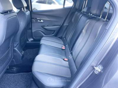 Peugeot 2008 1.5 Diesel 130CV E6 Neo GT Line Automatica - 2020 Grigio usata Roma