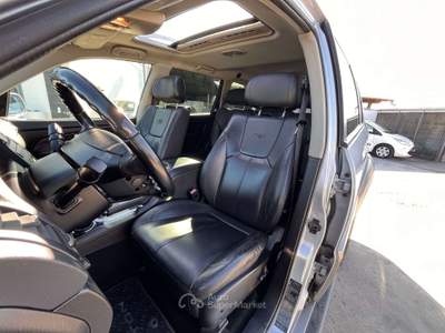 SsangYong Rexton Rexton 2.7 xvt Top Class auto km certificati Argento usata Anzio