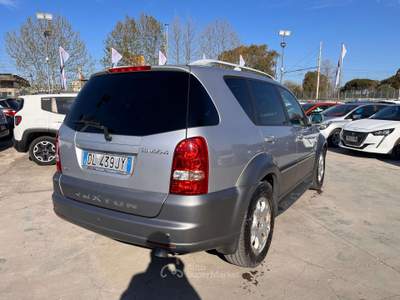 SsangYong Rexton Rexton 2.7 xvt Top Class auto km certificati Argento usata Anzio