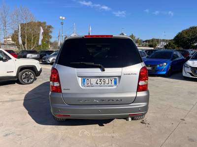SsangYong Rexton Rexton 2.7 xvt Top Class auto km certificati Argento usata Anzio
