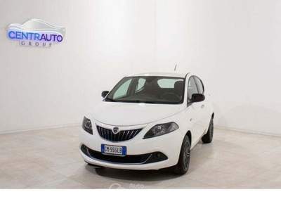 Lancia Ypsilon 70cv Hybrid Gold Bianco usata Galatina