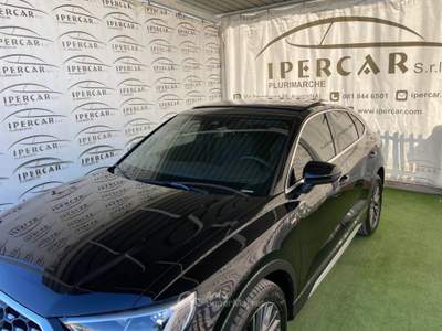 Audi Q3 SPB 35 TDI S tronic line edition Nero usata Acerra