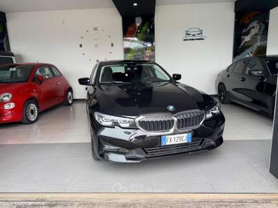 BMW Serie 3 320d d Sport Nero usata Pomezia