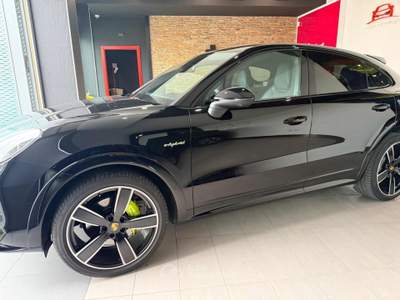 Porsche Cayenne Coupé 3.0 V6 E-Hybrid Nero usata Pomezia