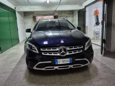 Mercedes-Benz GLA in buono stato, sempre in box Blu/Azzurro usata Cerignola