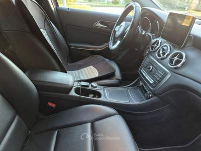 Mercedes-Benz GLA in buono stato, sempre in box Blu/Azzurro usata Cerignola