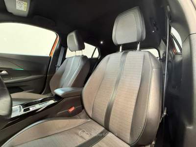 Peugeot 2008 2008 1.2 puretech Allure Pack s&amp;s 130cv Arancione usata Scarmagno