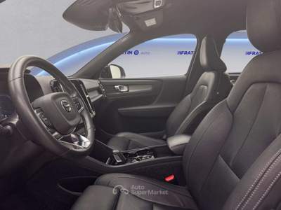 Volvo XC40 Xc40 T5 Recharge Plug-In Hybrid R-Design Bianco usata Cassola