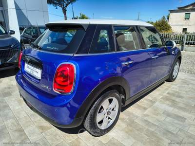 MINI Clubman Mini Cooper D Business 5 porte Blu/Azzurro usata Somma Vesuviana