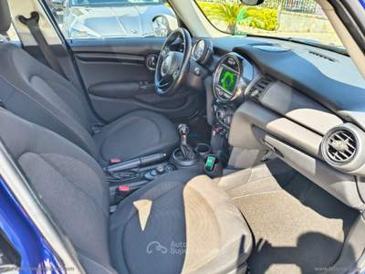 MINI Clubman Mini Cooper D Business 5 porte Blu/Azzurro usata Somma Vesuviana