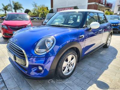 MINI Clubman Mini Cooper D Business 5 porte Blu/Azzurro usata Somma Vesuviana