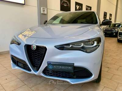 Alfa Romeo Stelvio Stelvio 2023 2.0 T Sprint Q4 280cv auto - 25.790km Grigio usata Rho