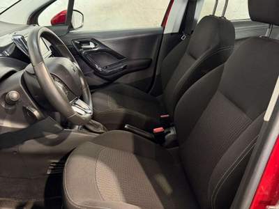 Peugeot 208 BlueHDi 75 5 porte Allure Rosso usata Cornaredo