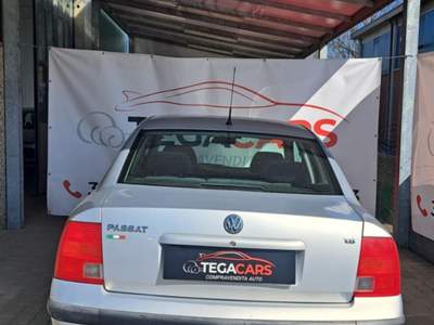 Volkswagen Passat Volkswagen Passat 1.8 20V cat usata Traversetolo
