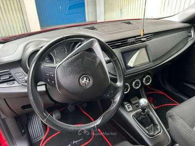 Alfa Romeo Giulietta Da vedere da vicino Rosso usata Tavagnacco