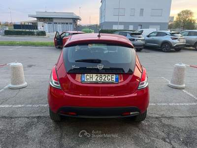 Lancia Ypsilon Ypsilon III 2021 1.0 firefly hybrid Silver s Rosso usata Calerno di Sant'Ilario d'Enza
