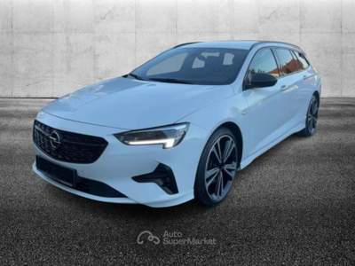 Opel Insignia 2.0 Turbo S&S aut. Sports Tourer Ultimate Bianco usata Pieve di Cento