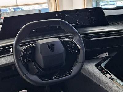 Peugeot 3008 Hybrid 136 e-DCS6 GT Grigio usata San Felice a Cancello