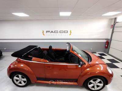 Volkswagen New Beetle Cabrio automatico Edizione limitata BLACK ORANGE Arancione usata Bagnolo Mella