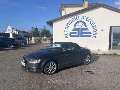 Audi TT TT 2.0 TDI CABRIO QUATTRO Nero usata Bastia Umbra