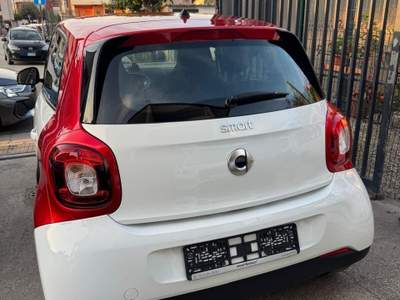 Smart ForFour 70 1.0 twinamic Passion Bianco usata CURTI