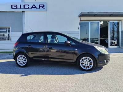 Opel Corsa 5 porte Cosmo Nero usata Putignano