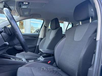 Skoda Octavia 2.0 TDI EVO SCR DSG Wagon Executive Nero usata Oderzo