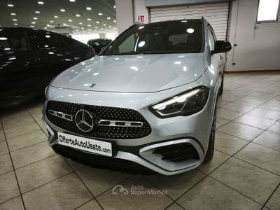 Mercedes-Benz GLA Vettura come nuova Argento usata Maddaloni