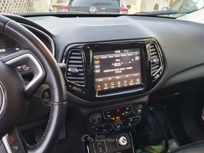 Jeep Compass Auto perfetta sia interni che esterni, non fumatore usata Corsano