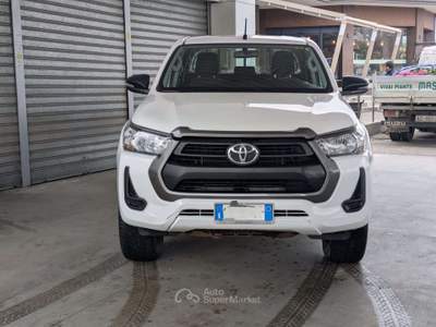 Toyota Hilux Hilux IV 2021 2.4 d-4d double cab 4wd Bianco usata Deruta