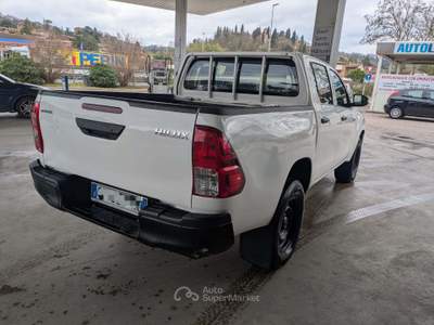 Toyota Hilux Hilux IV 2021 2.4 d-4d double cab 4wd Bianco usata Deruta