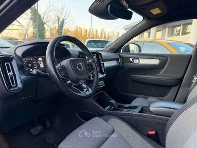 Volvo XC40 T5 Recharge Plug-in Hybrid automatico Core Nero usata Rivignano Teor