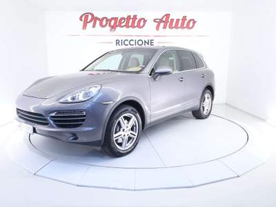 Porsche Cayenne Cayenne 3.0 V6 tdi 245cv tiptronic UNIPR TAGLIANDI PORSCHE PELLE BEIGE NAVI TEL CRUISE Grigio usata Riccione