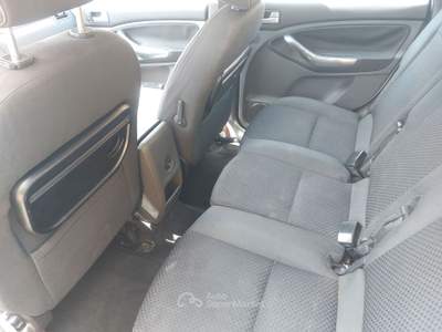 Ford C-Max No fumatore unico prop.gomme termiche e estive cinghia ok Argento usata Sirignano