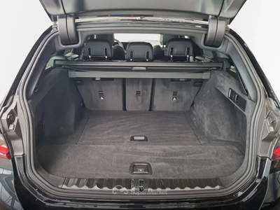 BMW Serie 3 330i BMW 330i xDrive Touring M Sport Pro Nero usata San Marino